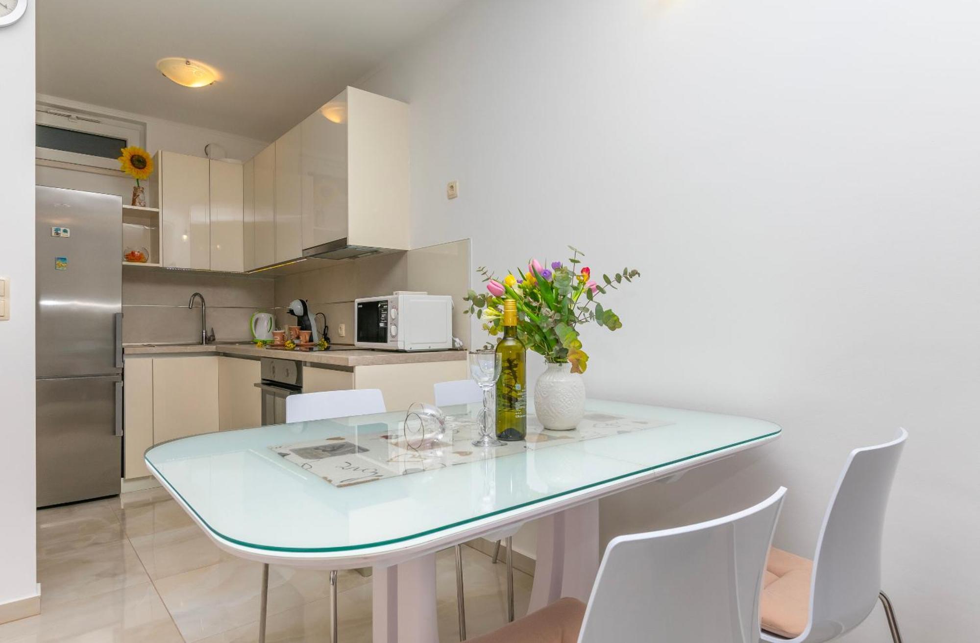 Apartment Ivanka Omis Exterior photo