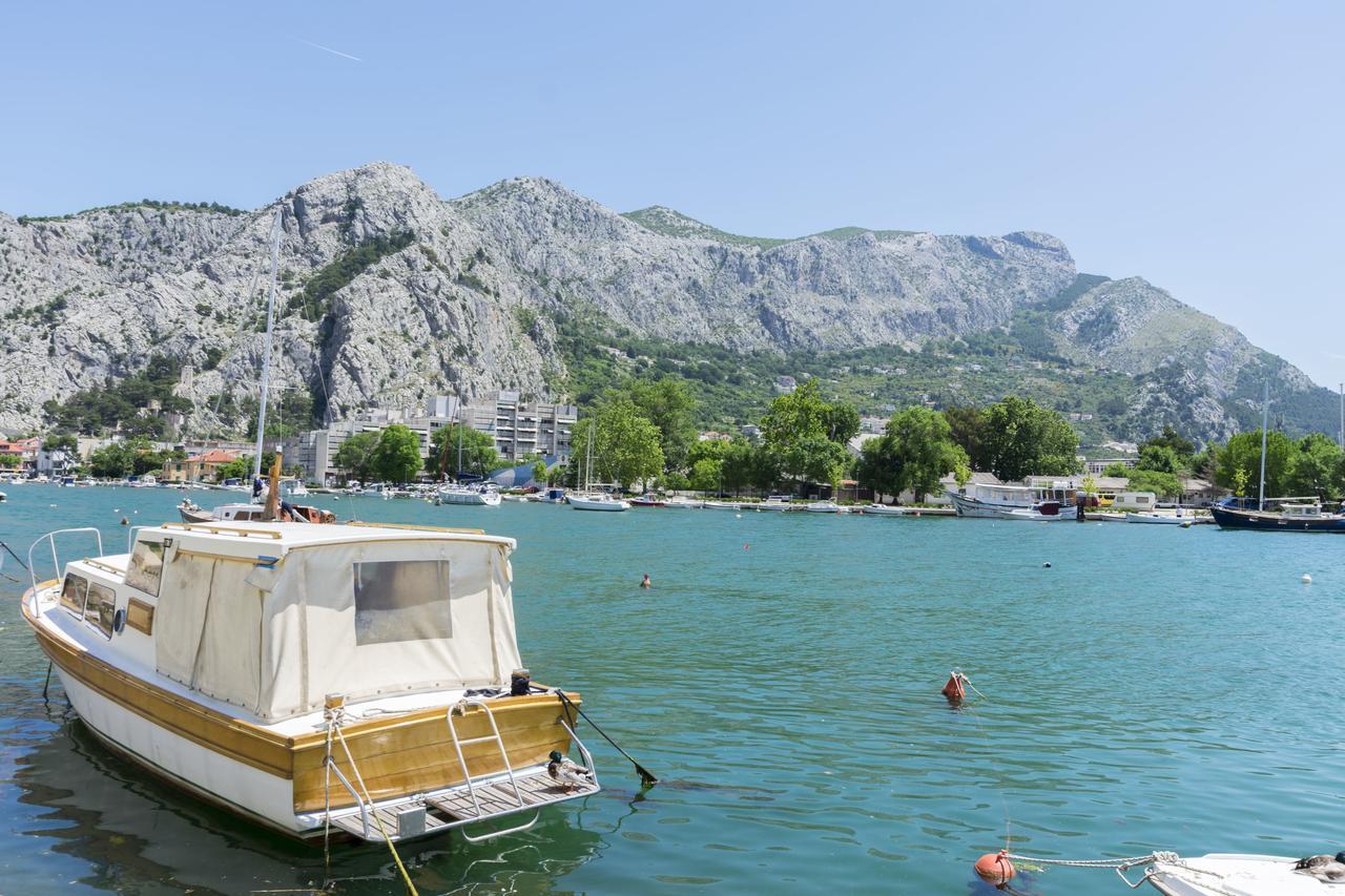 Apartment Ivanka Omis Exterior photo